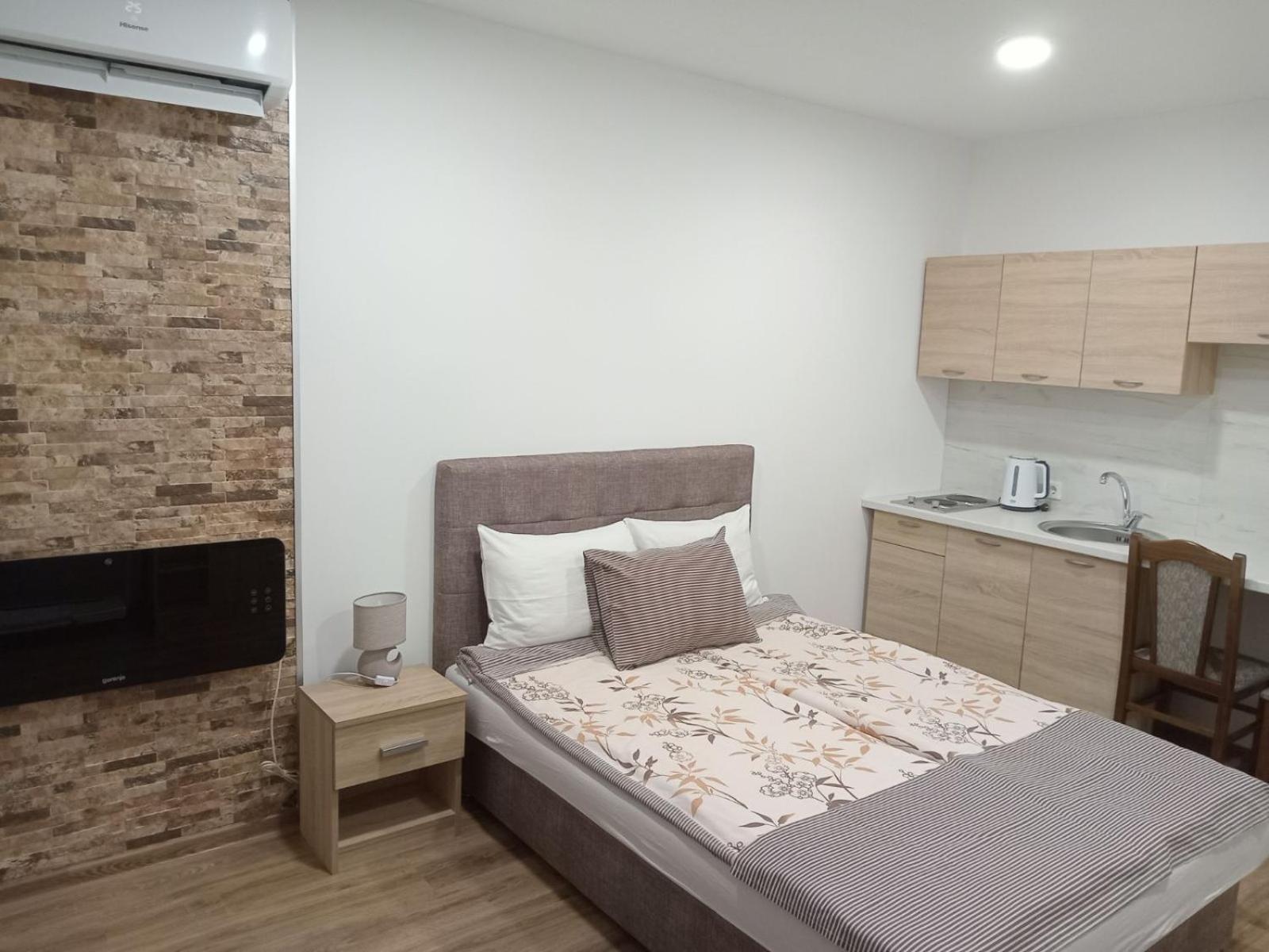 Apartments Karic Aerodrom Tuzla Dubrave Gornje Екстер'єр фото