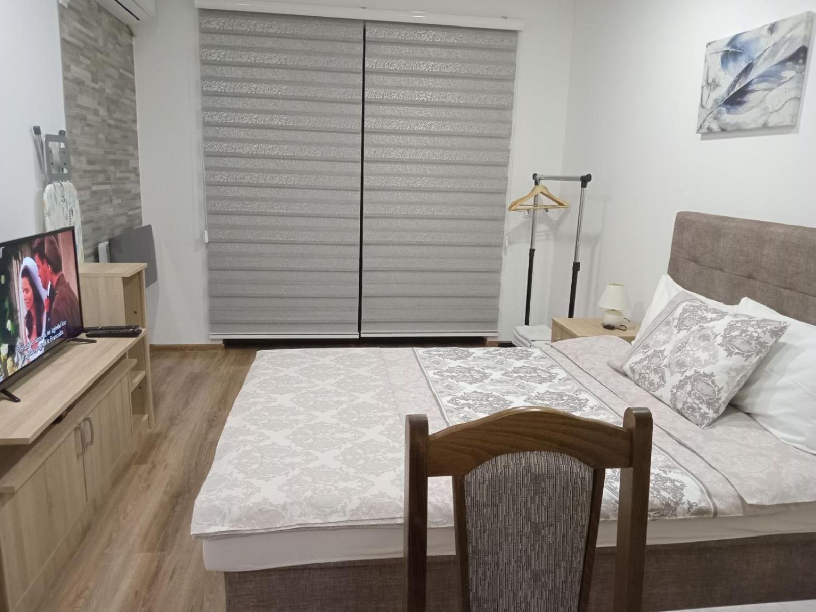 Apartments Karic Aerodrom Tuzla Dubrave Gornje Екстер'єр фото